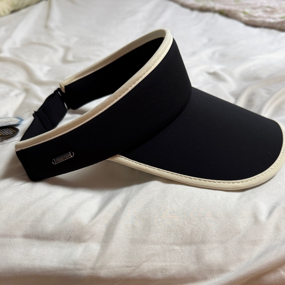 Sun ‘N’ Sand Black and White Visor with SPF 50 (BNWT)